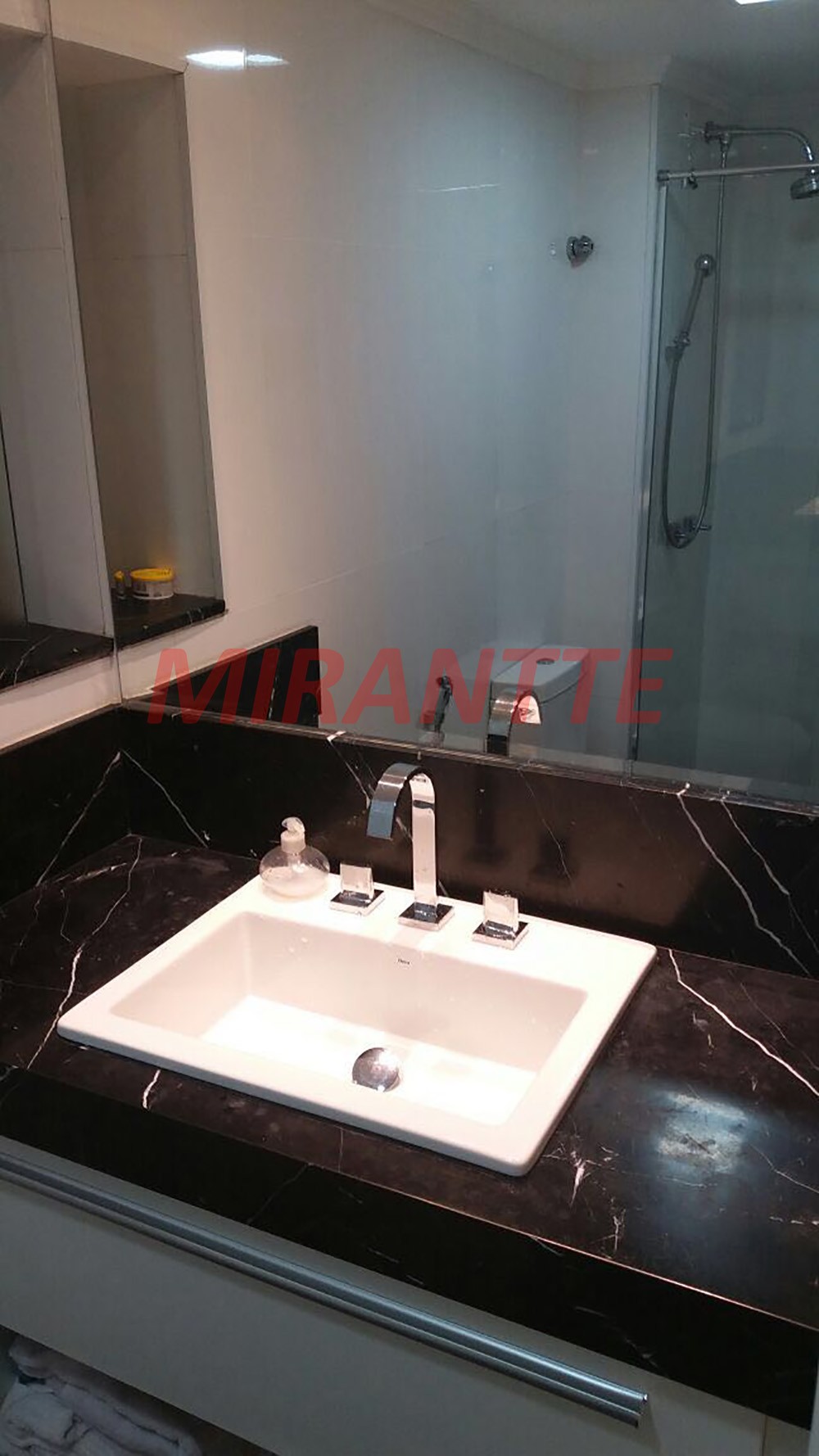 Apartamento de 78m² com 3 quartos em Moema