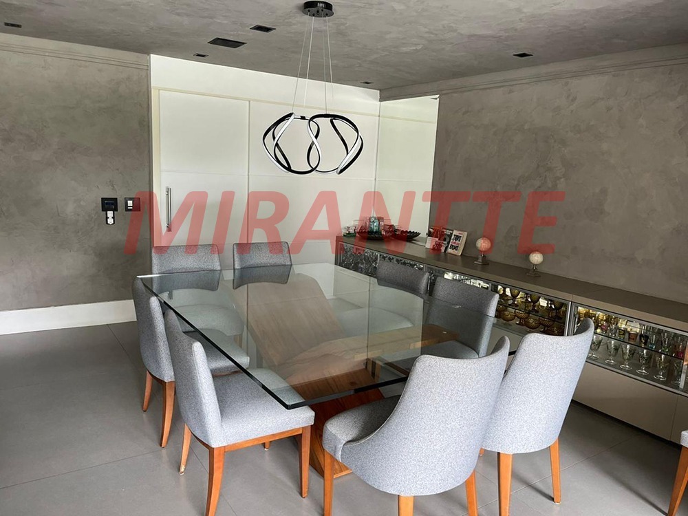 Apartamento de 189m² com 3 quartos em Santana