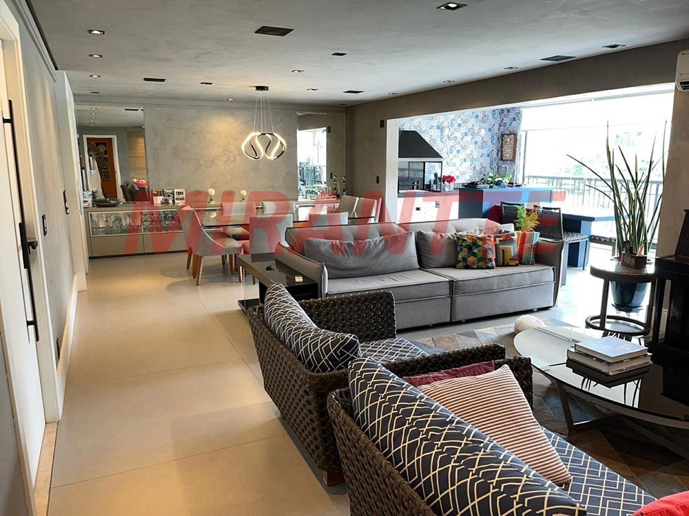 Apartamento de 189m² com 3 quartos em Santana