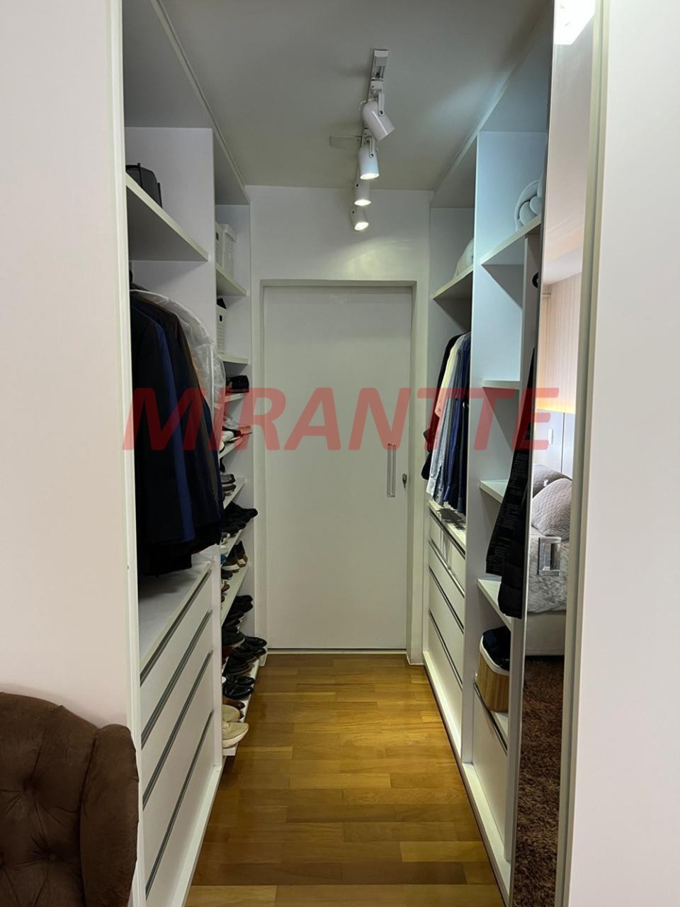 Apartamento de 189m² com 3 quartos em Santana