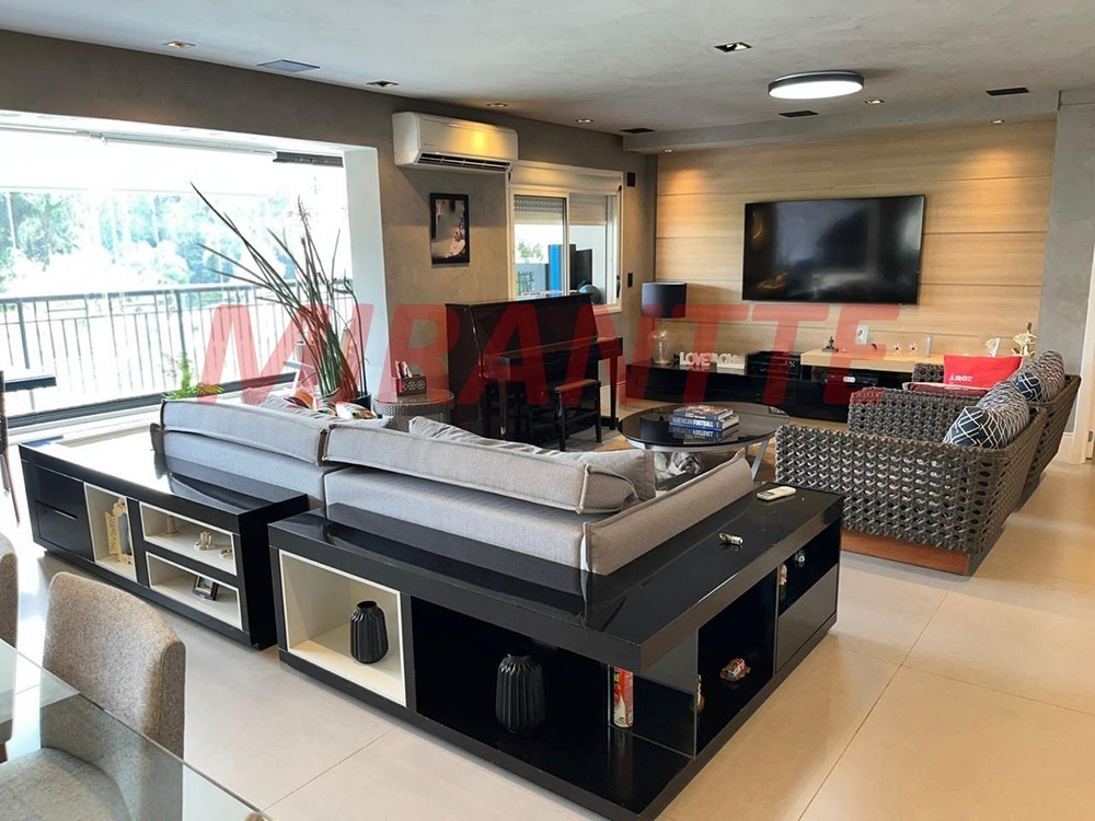 Apartamento de 189m² com 3 quartos em Santana