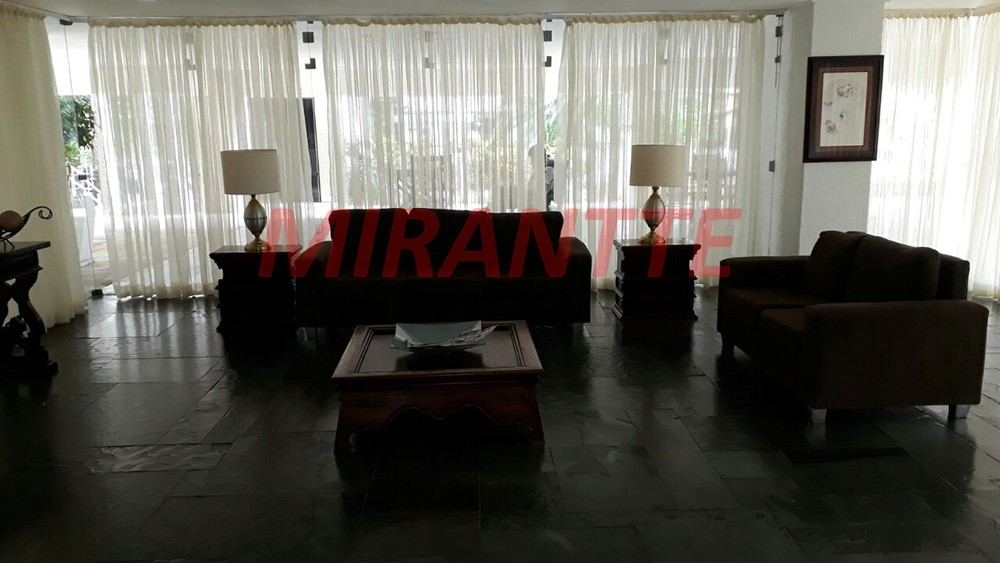 Apartamento de 96m² com 3 quartos em Paraíso