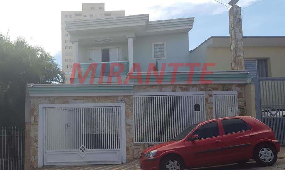 Sobrado de 305m² com 3 quartos em Pirituba