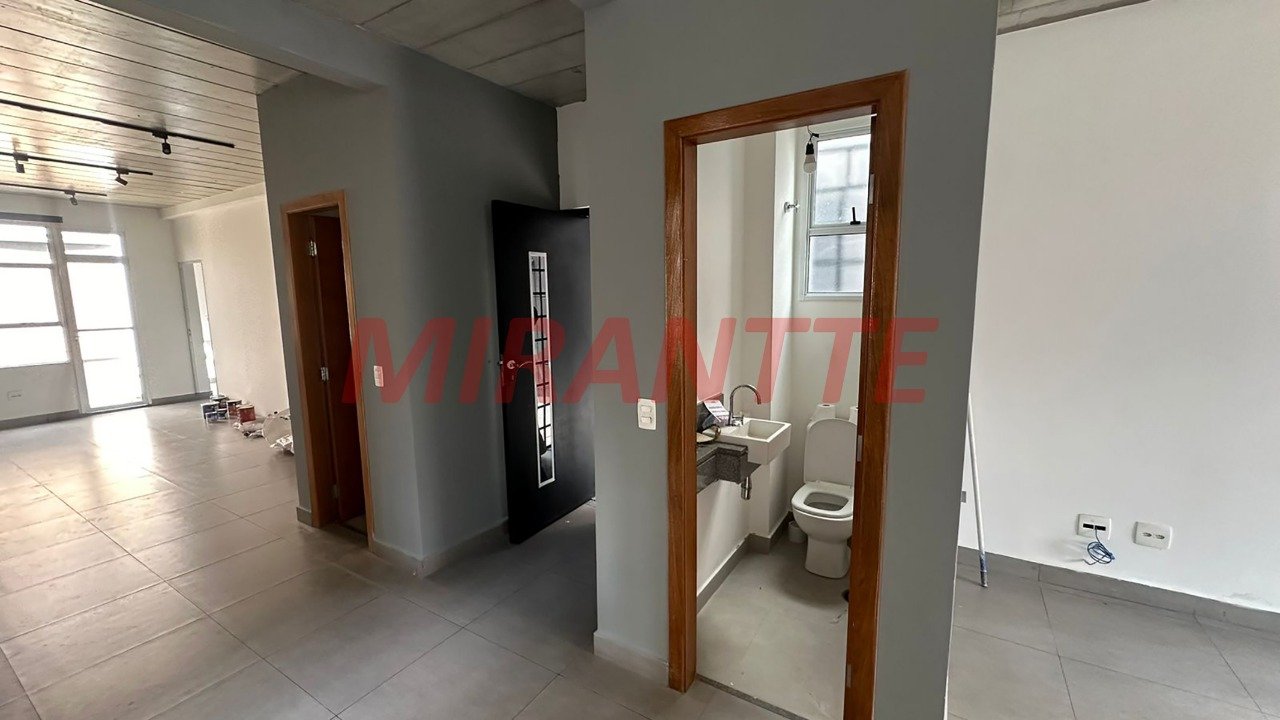 Comercial de 375m² em Parada Inglesa
