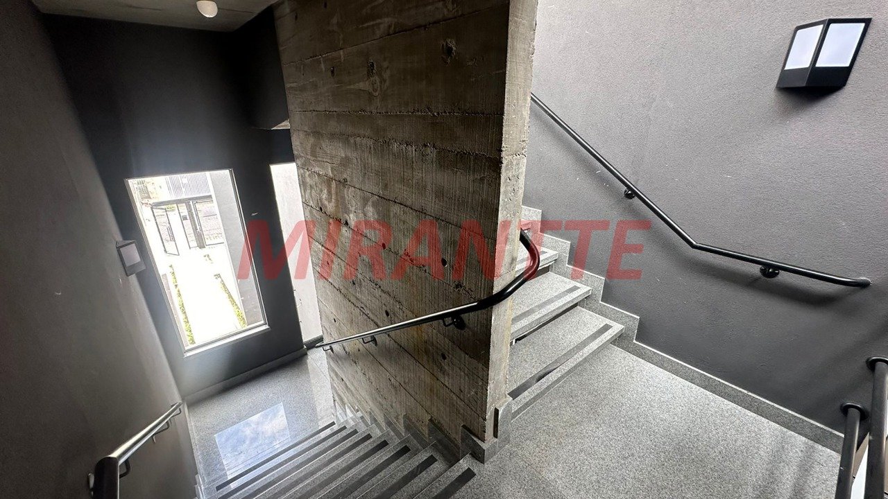 Comercial de 375m² em Parada Inglesa