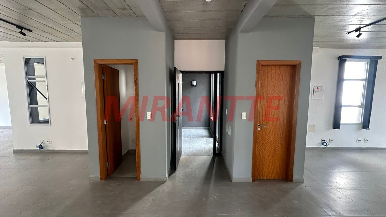 Comercial de 375m² em Parada Inglesa