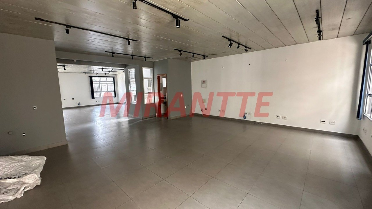 Comercial de 375m² em Parada Inglesa
