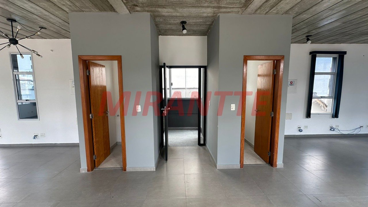 Comercial de 375m² em Parada Inglesa