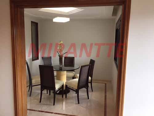 Apartamento de 158m² com 4 quartos em Água Fria
