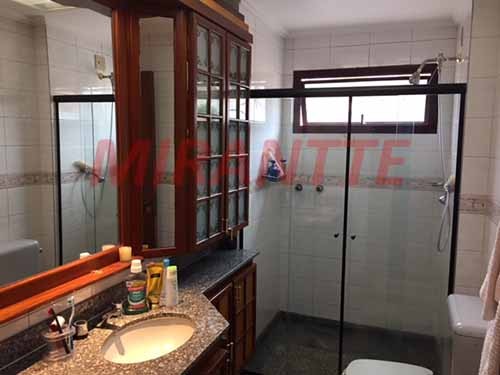 Apartamento de 158m² com 4 quartos em Água Fria