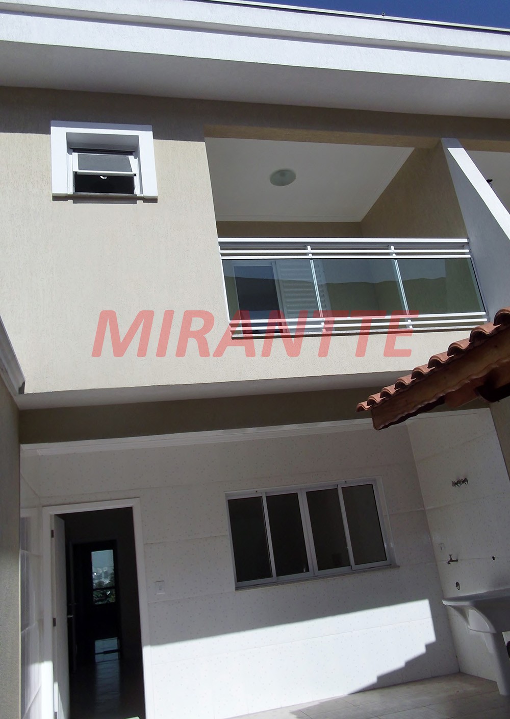 Sobrado de 210m² com 3 quartos em Piqueri