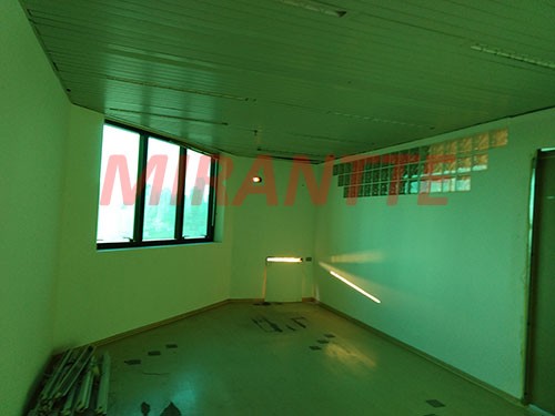 Comercial de 36m² em Santana