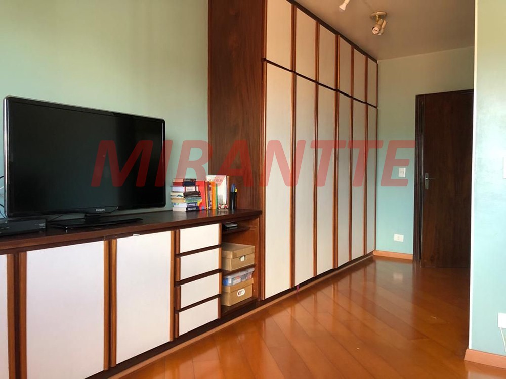 Sobrado de 209m² com 4 quartos em Jardim São Paulo