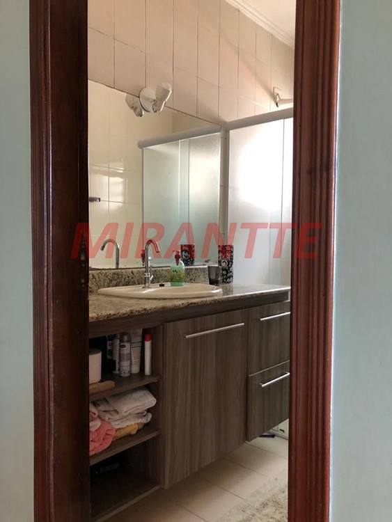 Sobrado de 209m² com 4 quartos em Jardim São Paulo