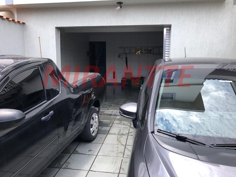 Sobrado de 209m² com 4 quartos em Jardim São Paulo