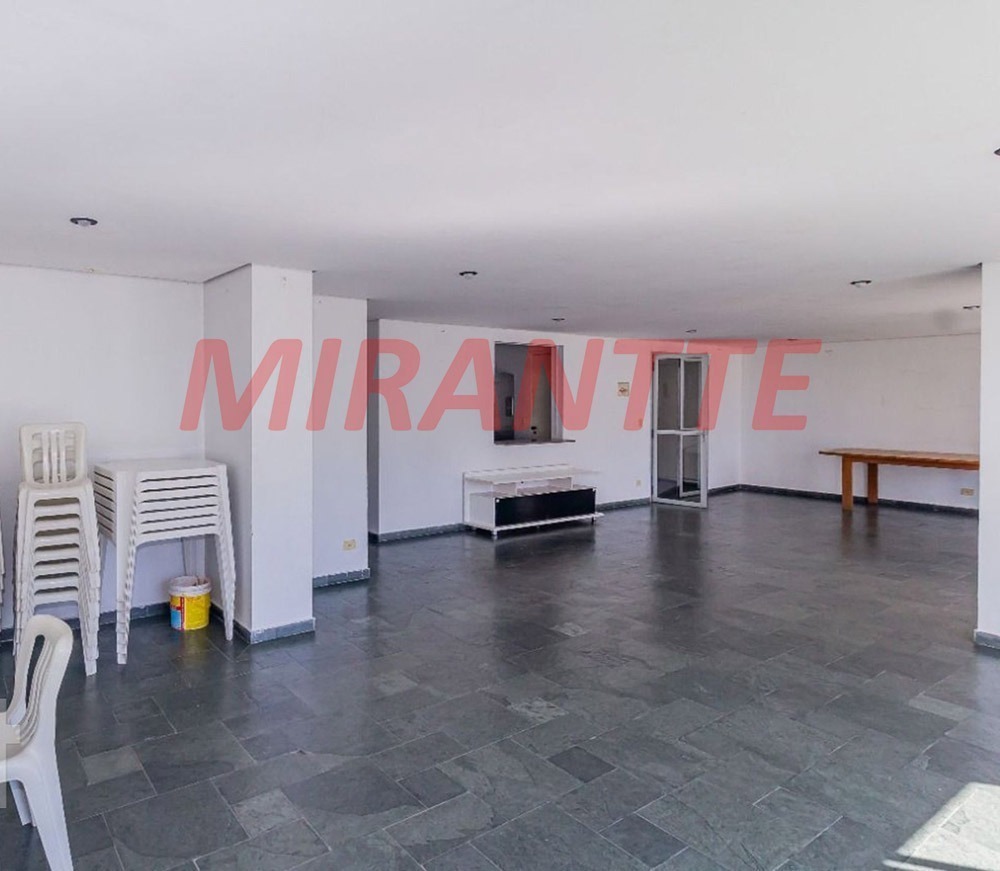 Apartamento de 74m² com 3 quartos em Santana