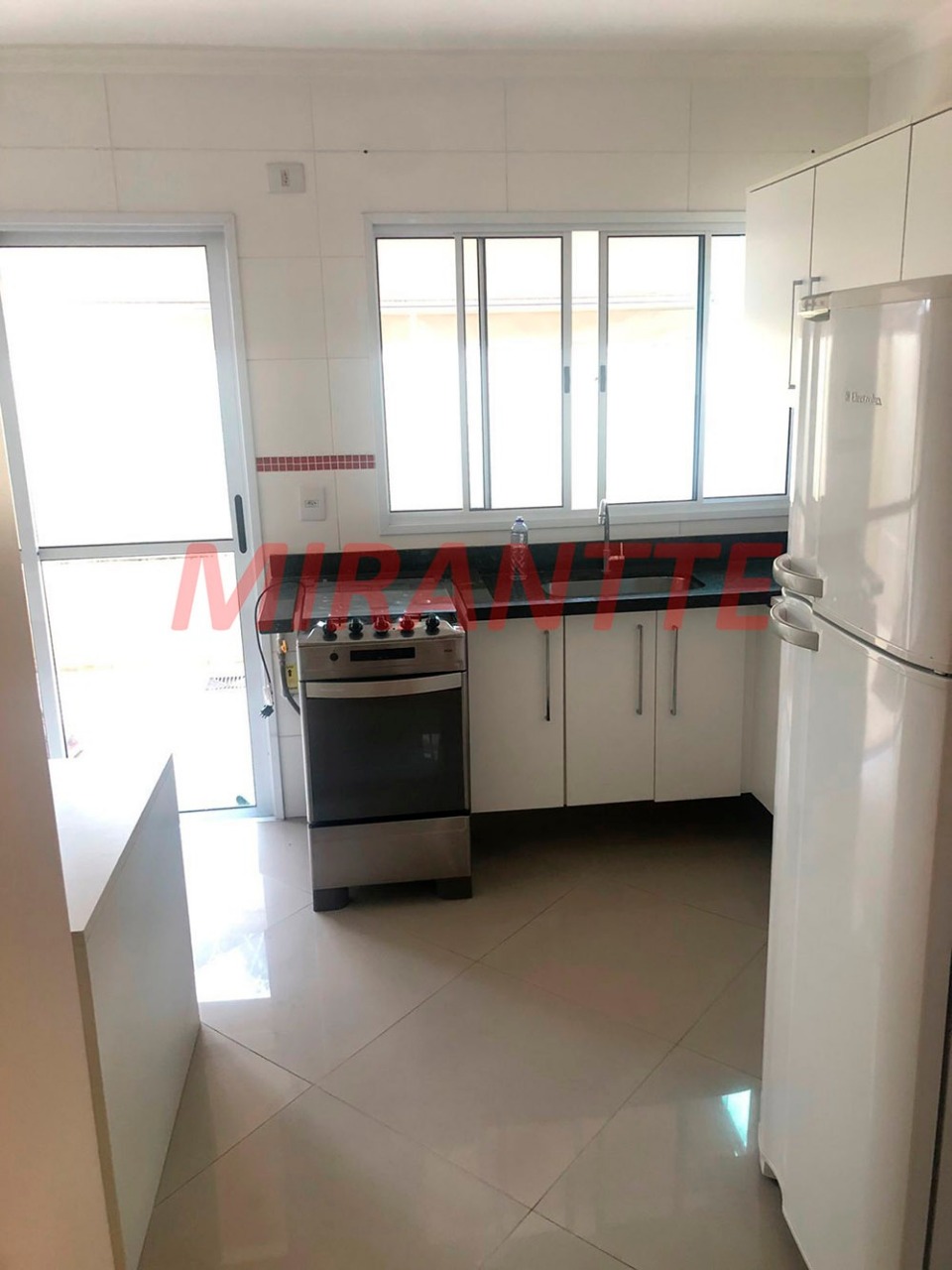 Cond. fechado de 100m² com 2 quartos em Vila Irmaos Arnoni