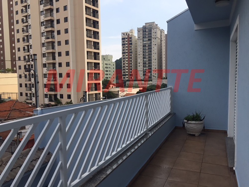 Sobrado de 210m² com 3 quartos em Santa Teresinha