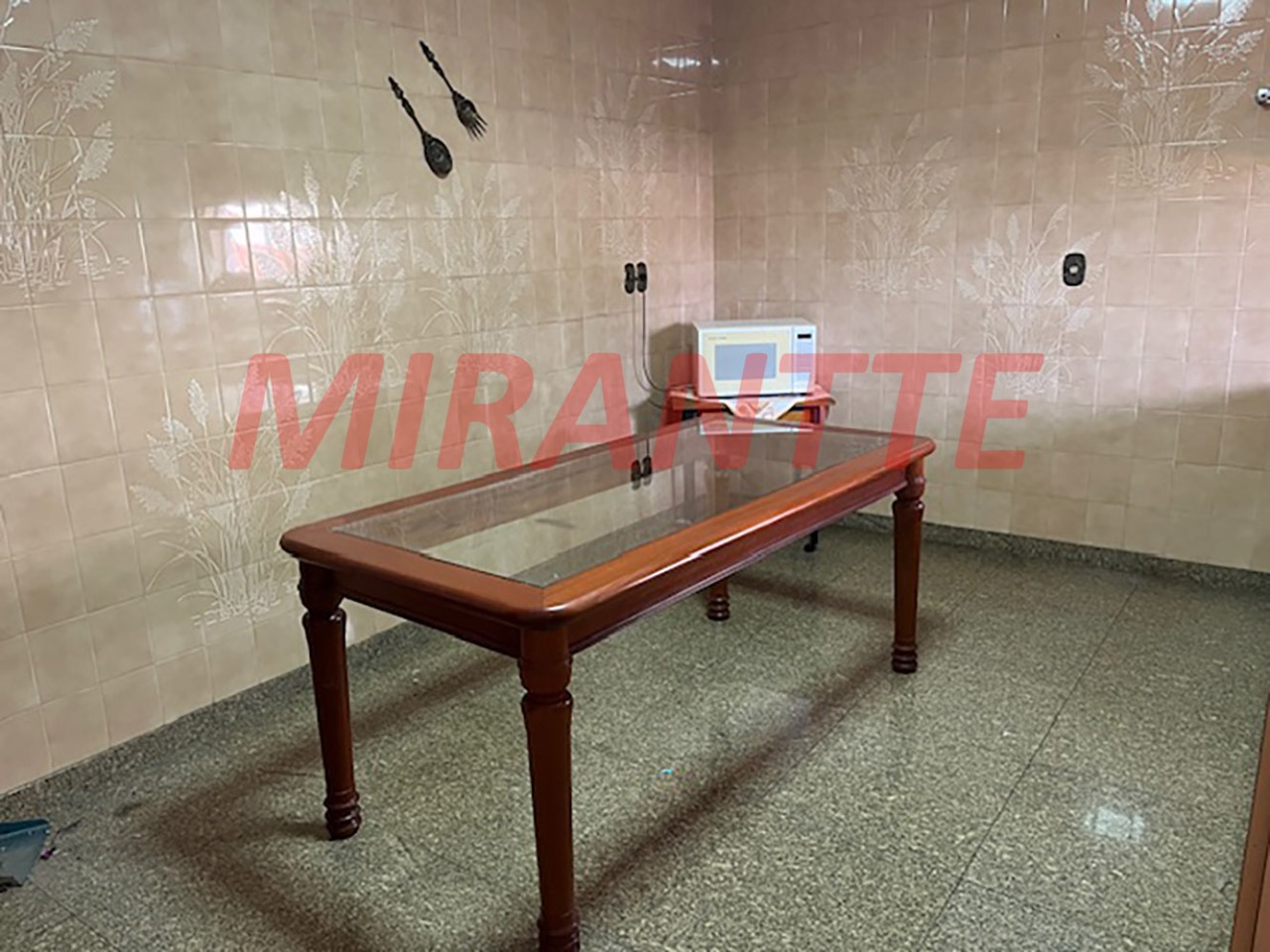 Sobrado de 351m² com 4 quartos em Barro Branco (Zona Norte)