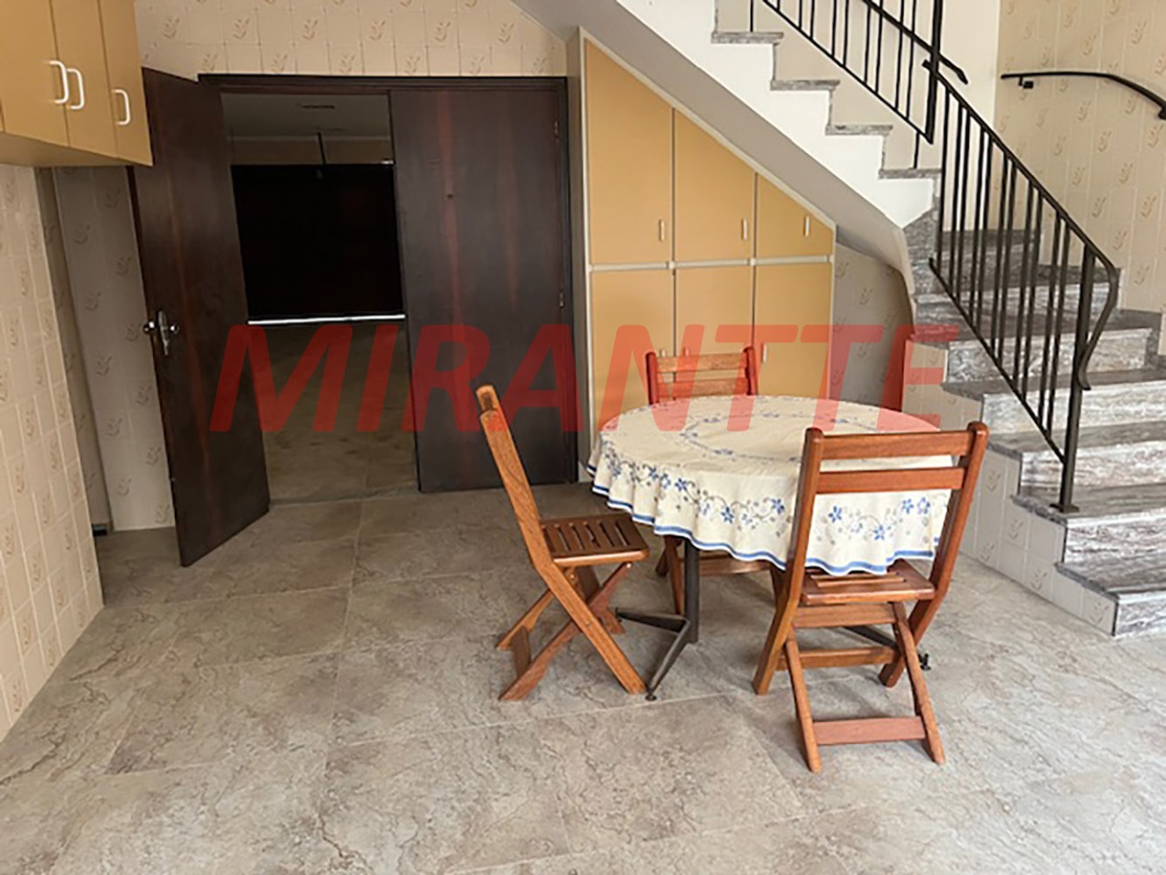 Sobrado de 351m² com 4 quartos em Barro Branco (Zona Norte)