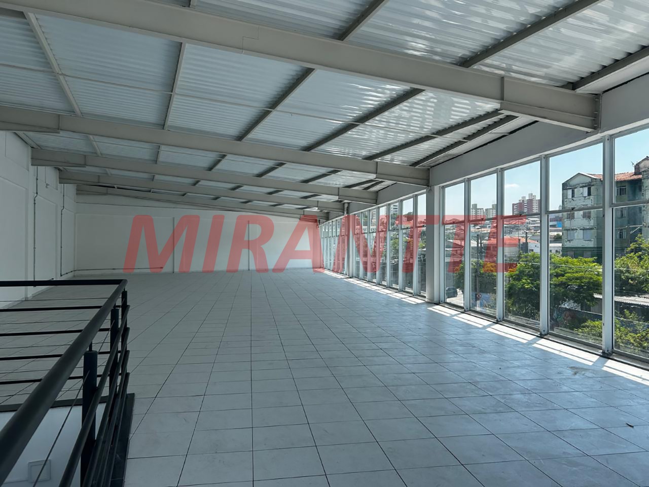 Comercial de 285m² em Imirim