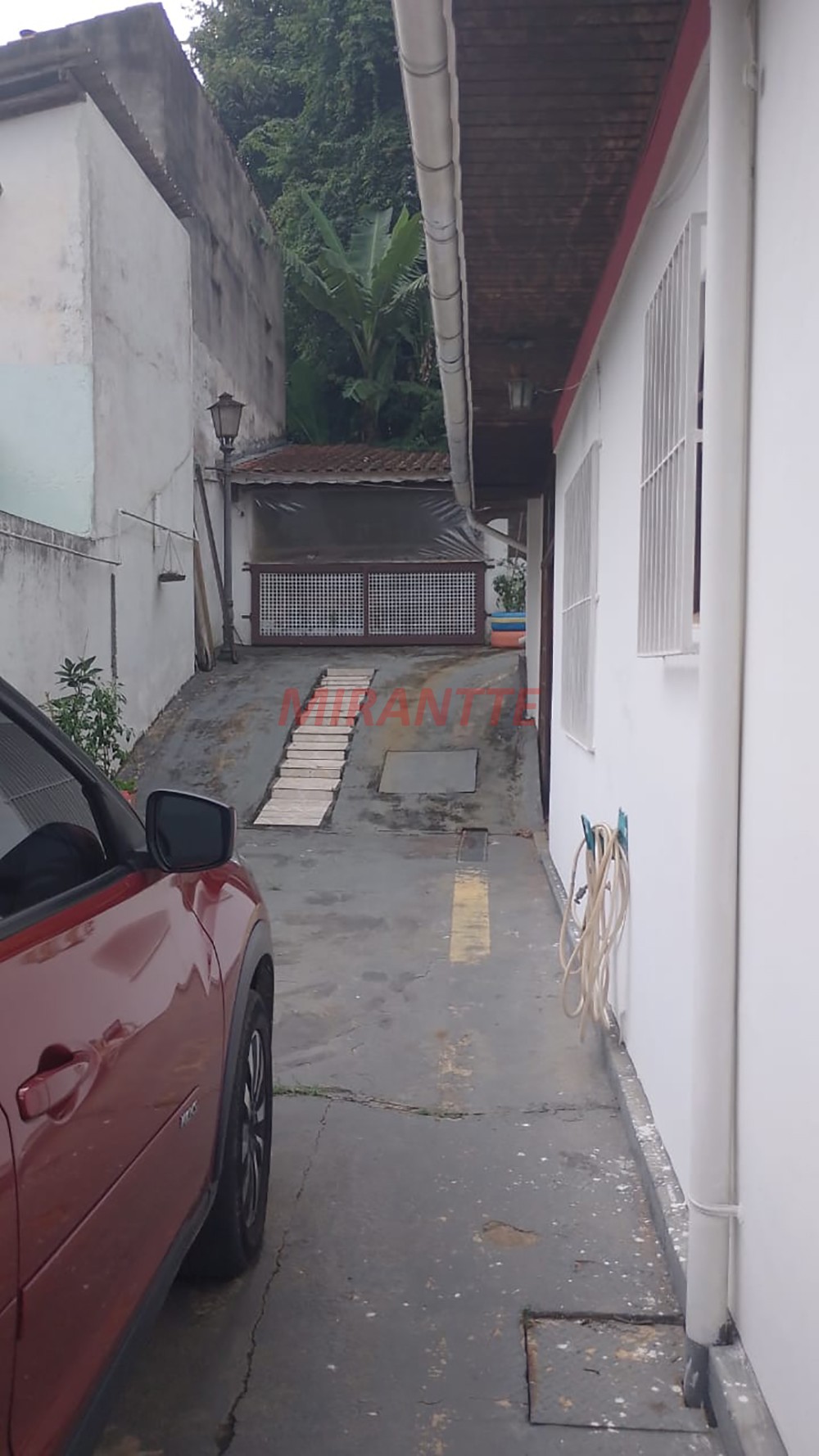 Casa terrea de 180m² com 2 quartos em Serra da Cantareira