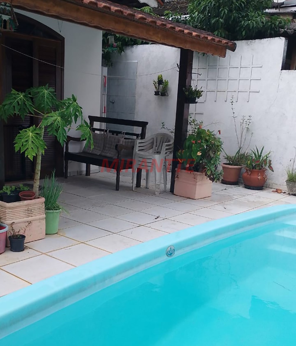 Casa terrea de 180m² com 2 quartos em Serra da Cantareira
