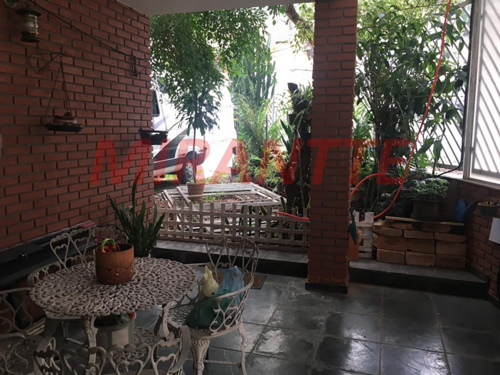 Sobrado de 250m² com 3 quartos em Santana