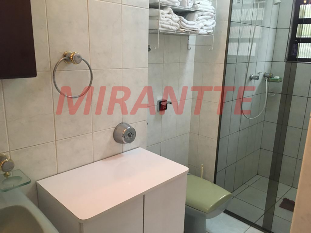 Sobrado de 250m² com 3 quartos em Santana