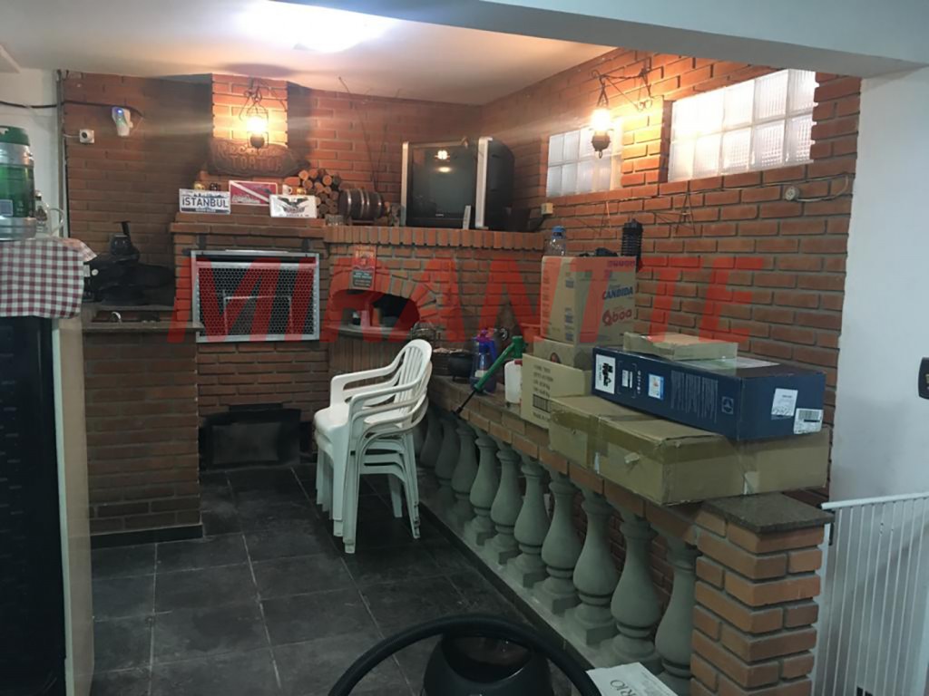 Sobrado de 250m² com 3 quartos em Santana