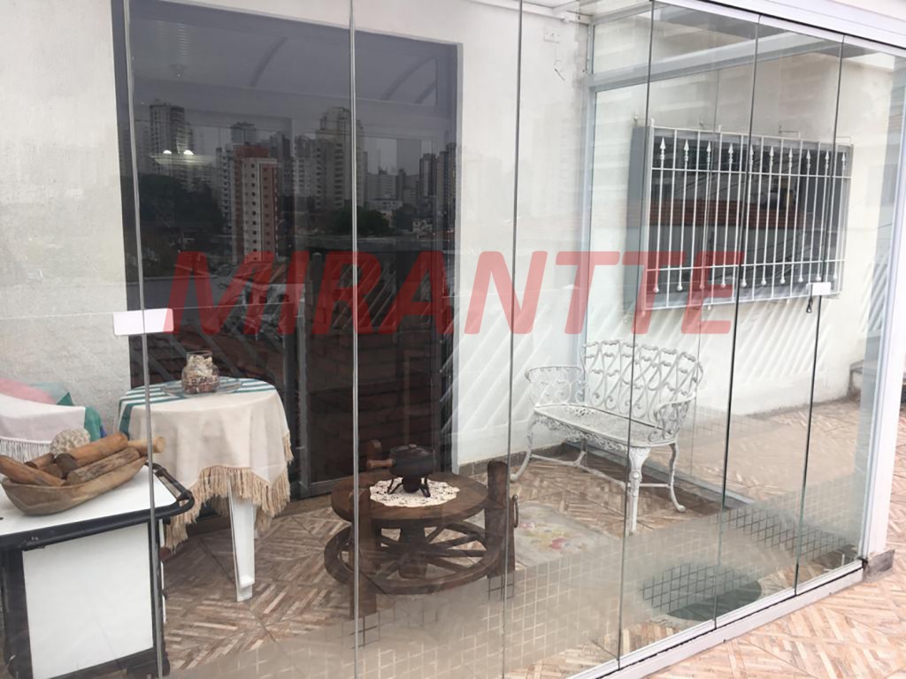 Sobrado de 250m² com 3 quartos em Santana