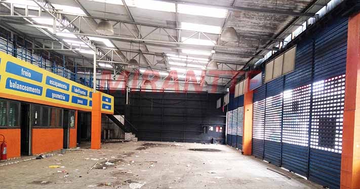 Galpao de 553m² em Santana