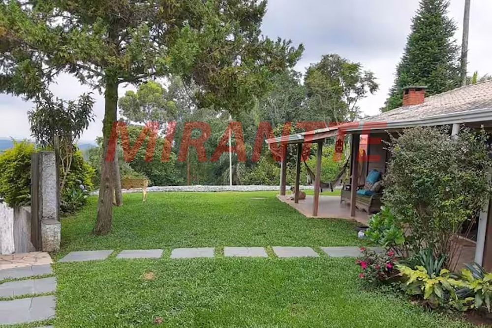 Casa terrea de 140m² com 2 quartos em Serra da Cantareira