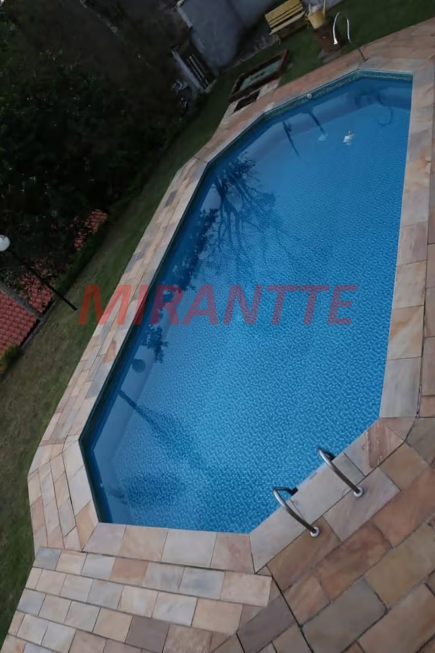 Casa terrea de 140m² com 2 quartos em Serra da Cantareira