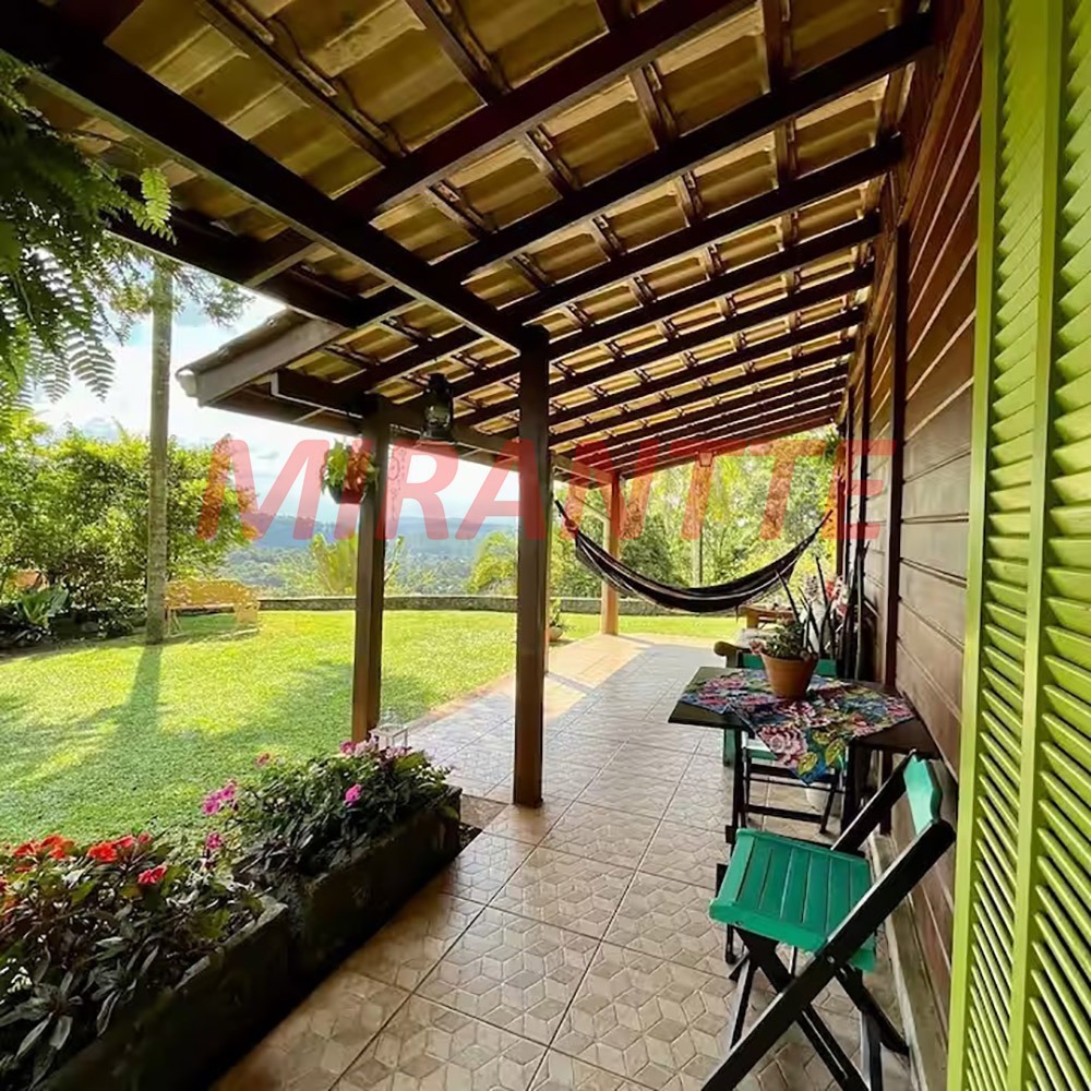 Casa terrea de 140m² com 2 quartos em Serra da Cantareira