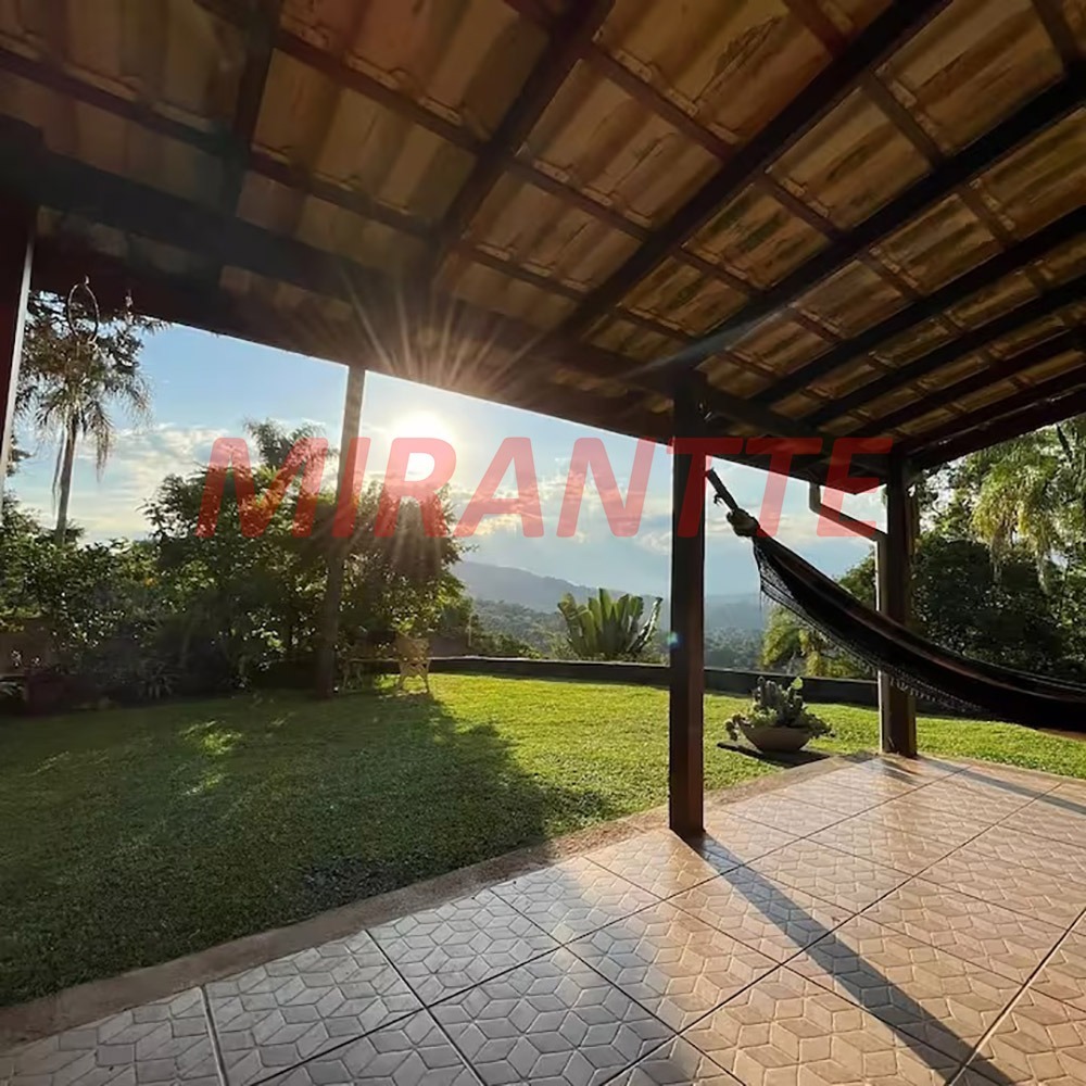 Casa terrea de 140m² com 2 quartos em Serra da Cantareira