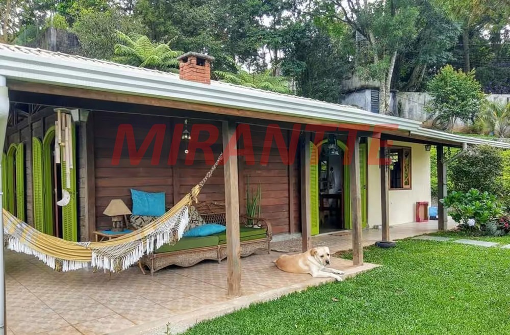 Casa terrea de 140m² com 2 quartos em Serra da Cantareira