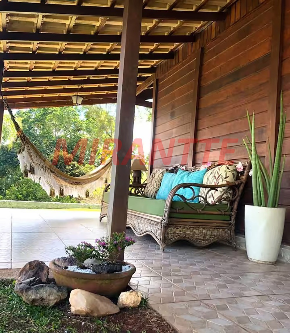 Casa terrea de 140m² com 2 quartos em Serra da Cantareira
