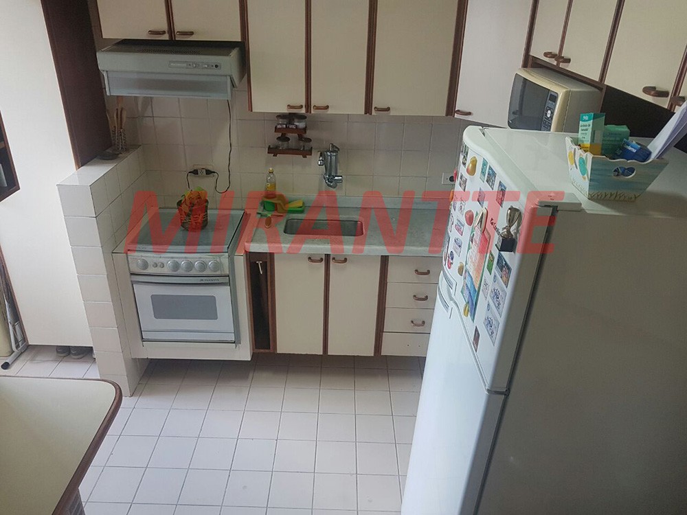 Apartamento de 70m² com 3 quartos em Santa Teresinha