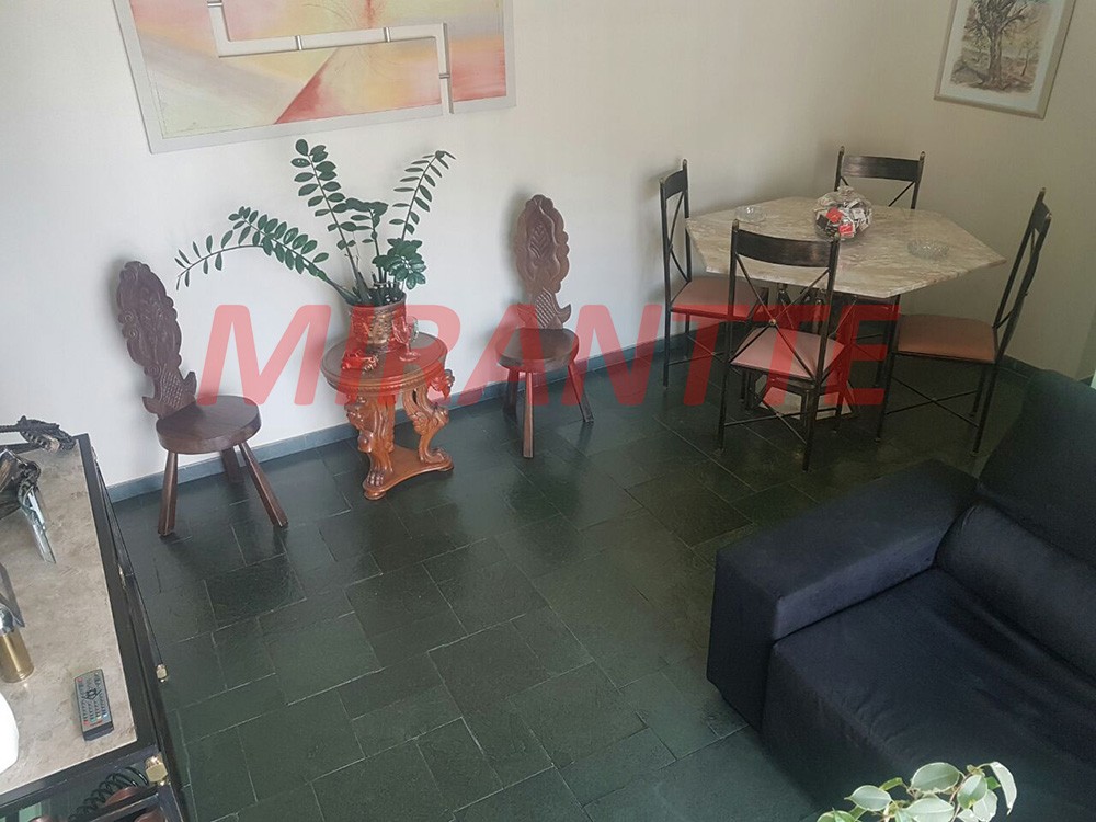 Apartamento de 70m² com 3 quartos em Santa Teresinha