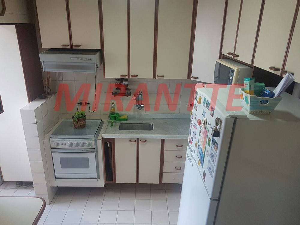 Apartamento de 70m² com 3 quartos em Santa Teresinha