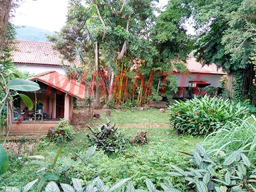 Casa terrea de 200m² com 4 quartos em Tremembe