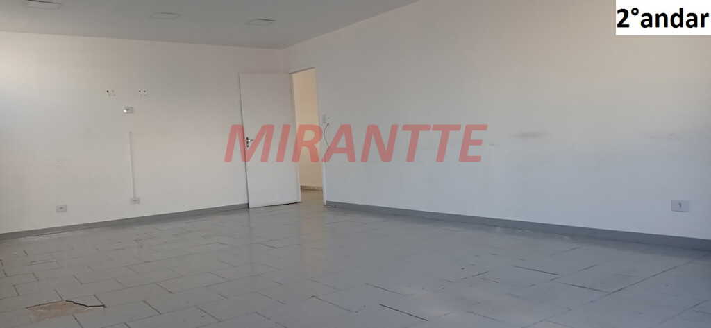 Comercial de 10m² em Santana