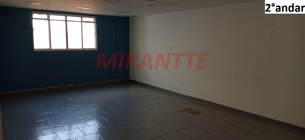 Comercial de 10m² em Santana