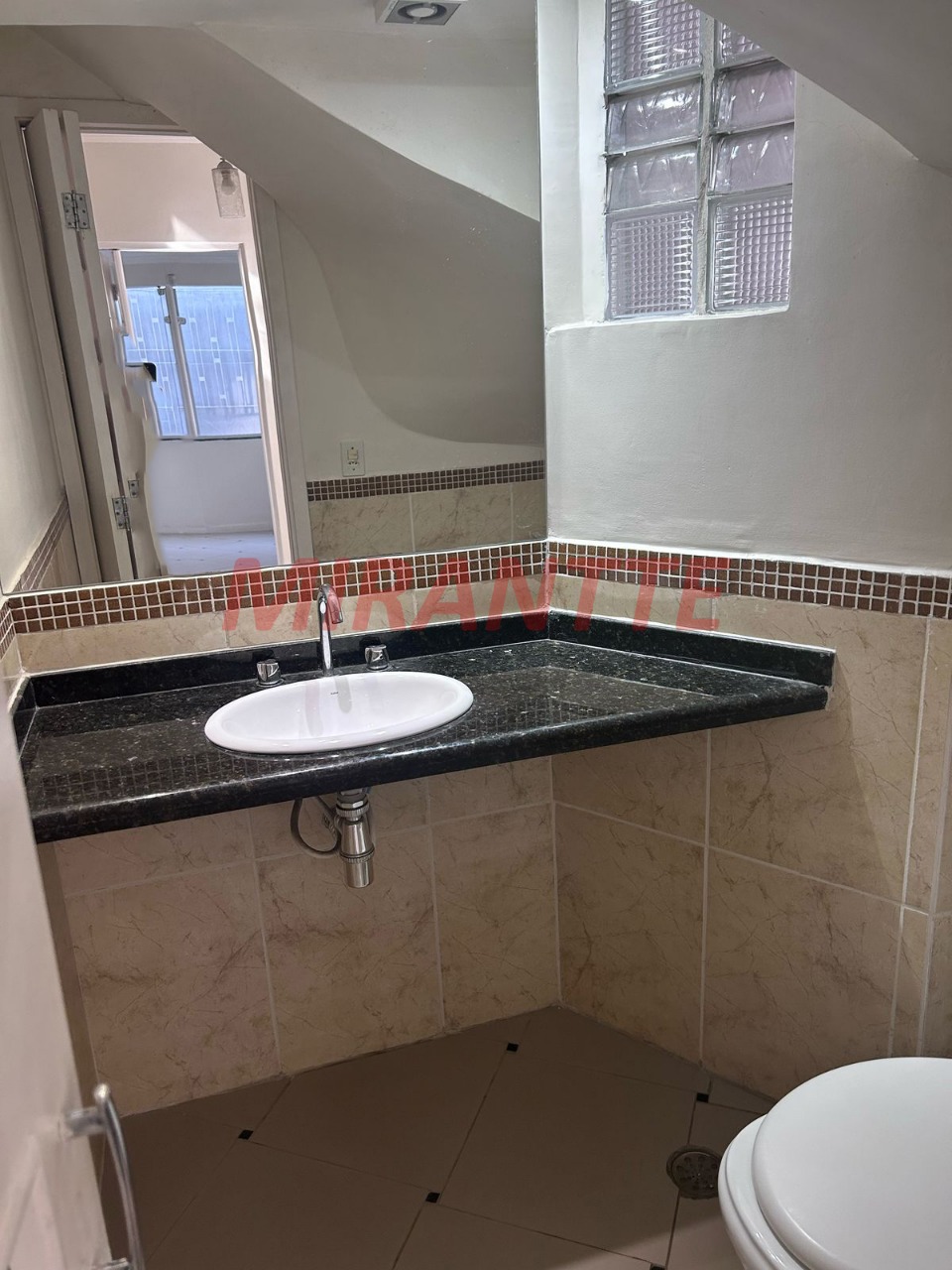 Sobrado de 300m² com 4 quartos em Vila Irmaos Arnoni