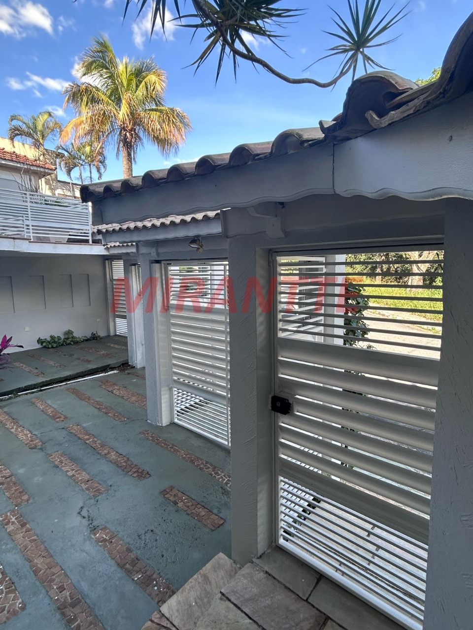 Sobrado de 300m² com 4 quartos em Vila Irmaos Arnoni