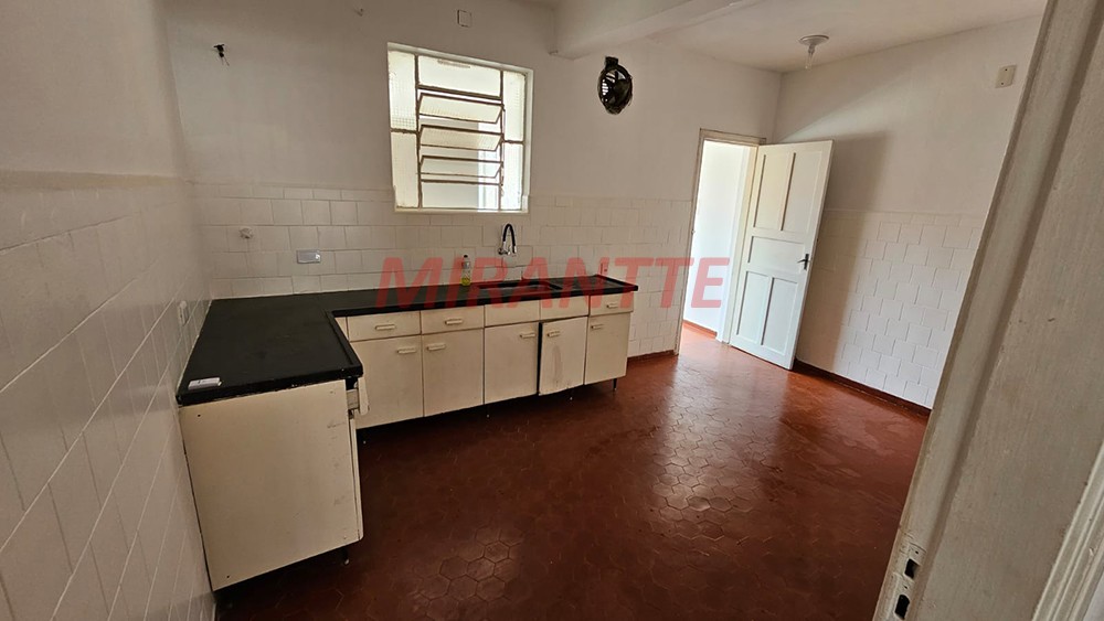 Sobrado de 125m² com 3 quartos em Santa Terezinha