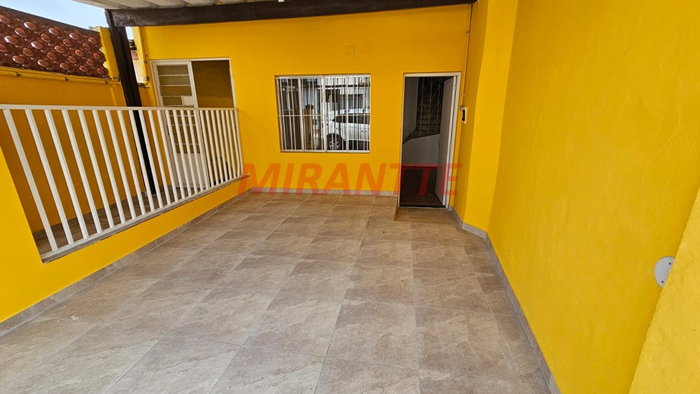 Sobrado de 125m² com 3 quartos em Santa Terezinha
