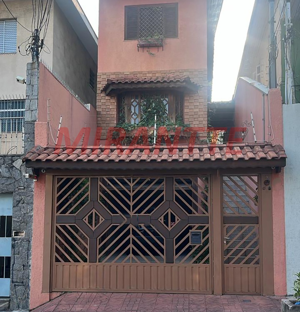 Sobrado de 225m² com 3 quartos em Santana