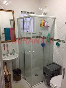 Cond. fechado de 85m² com 3 quartos em Imirim